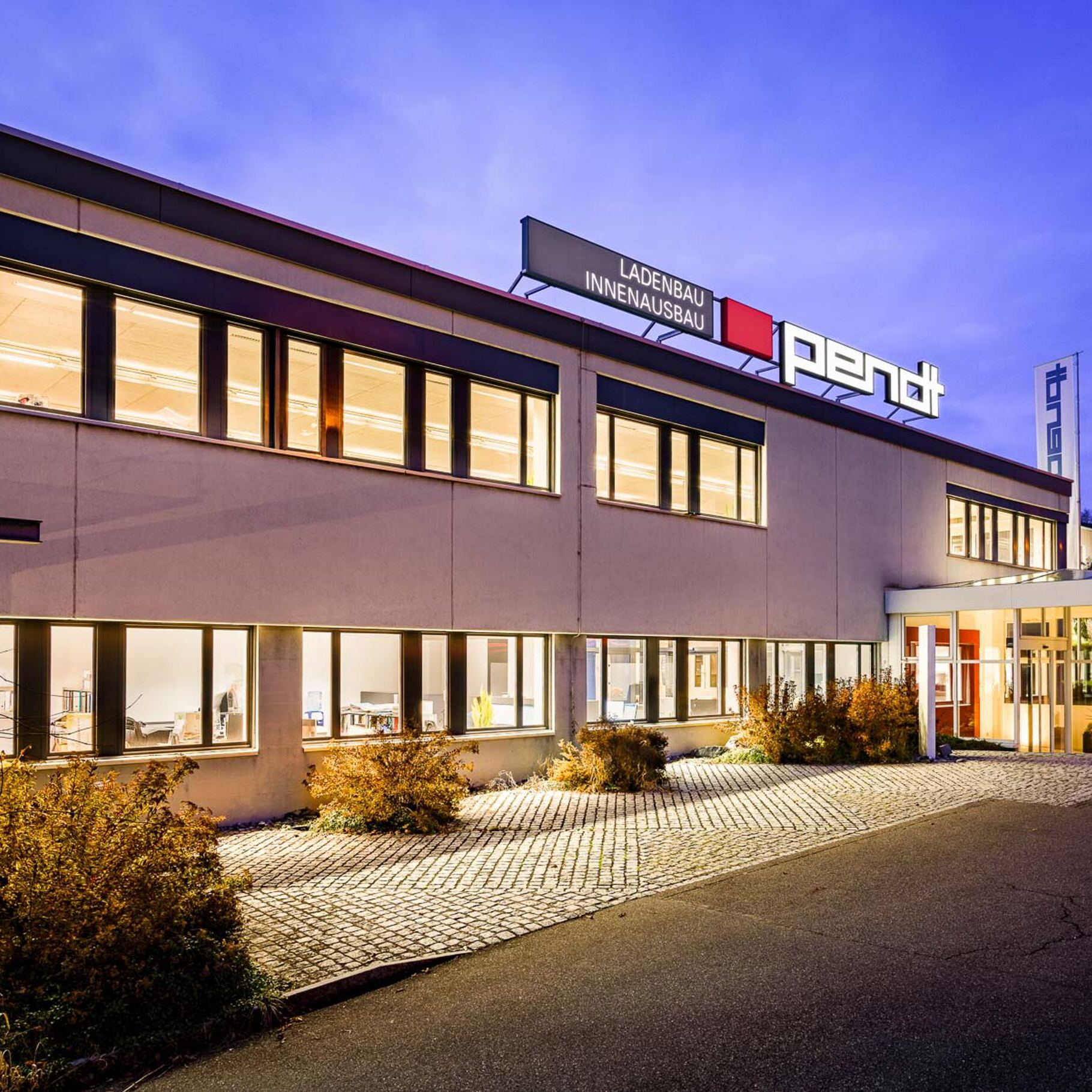 Betrieb Eingang aussen