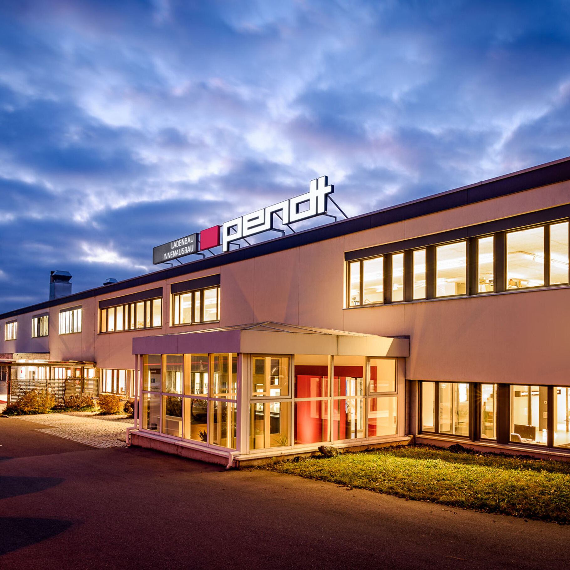 Betrieb Eingang aussen