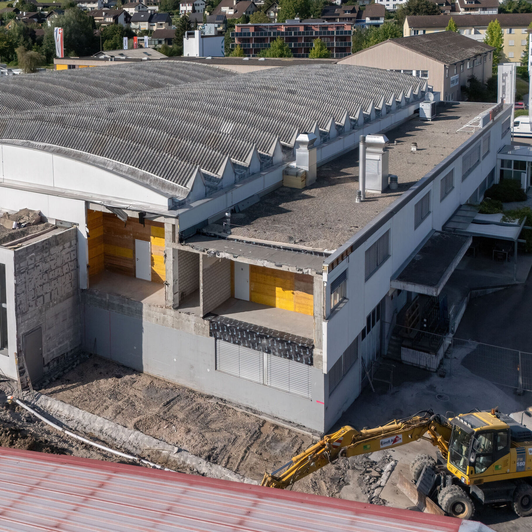 An- und Umbau  unserer neue Oberflächentechnik 