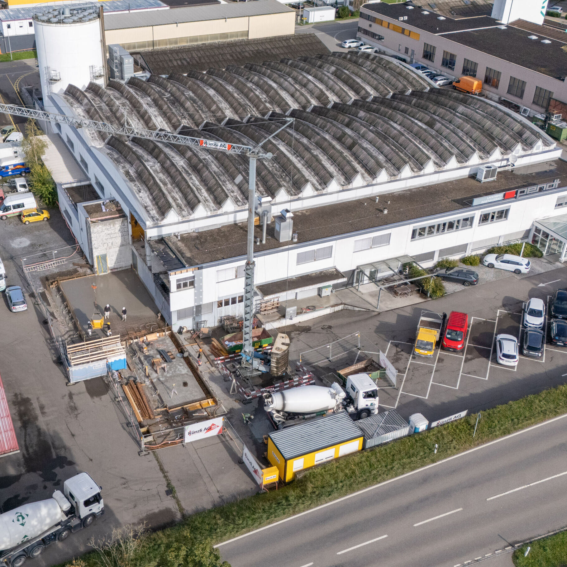 An- und Umbau  unserer neue Oberflächentechnik 